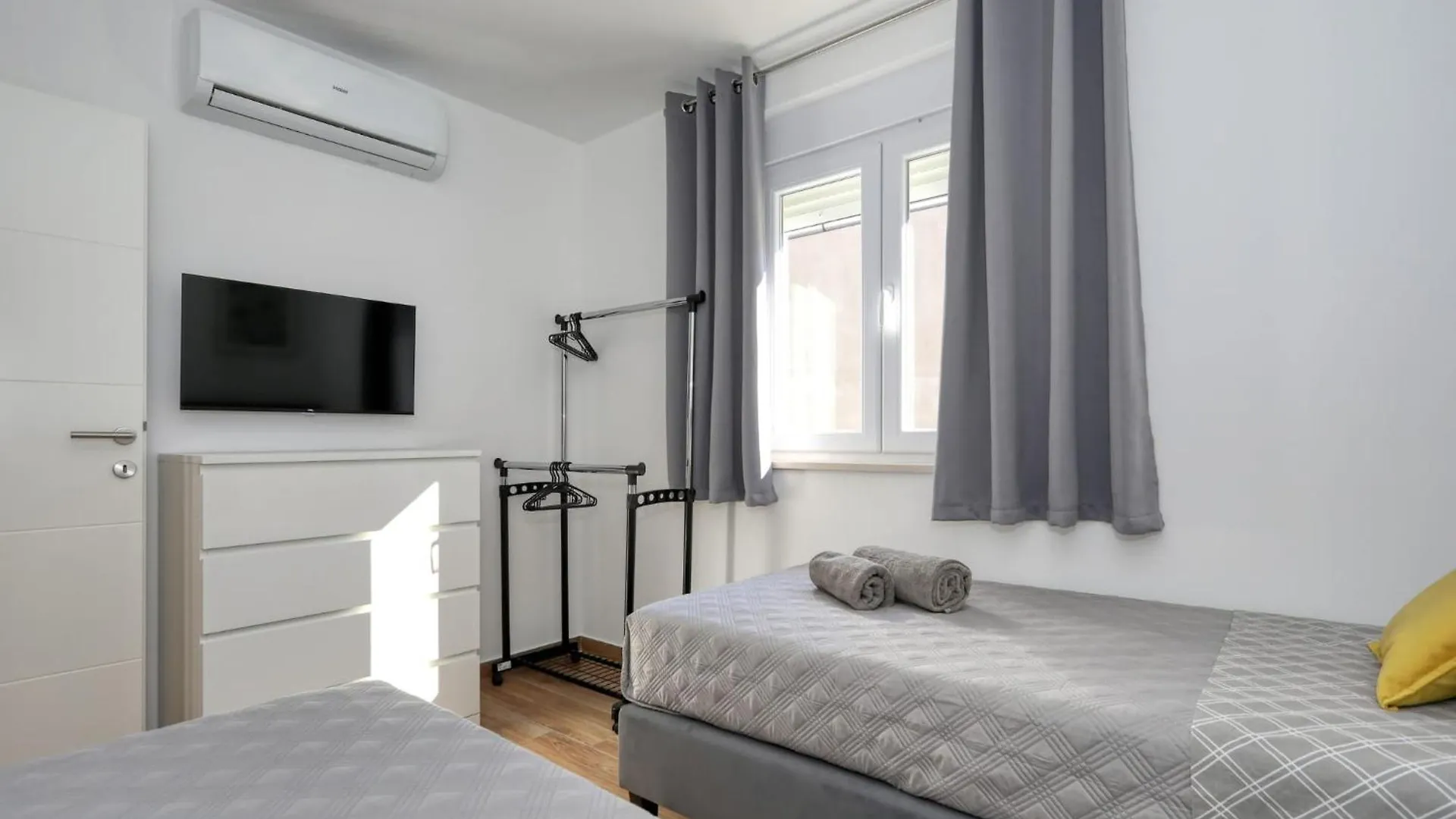 Fjaka Holiday Home Pridraga